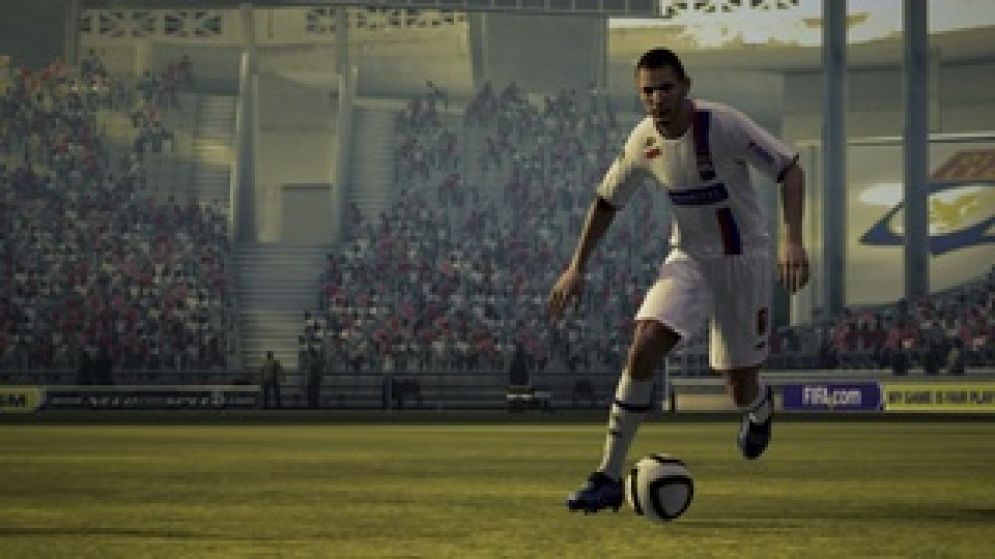 Screenshot ze hry FIFA 09 - Recenze-her.cz