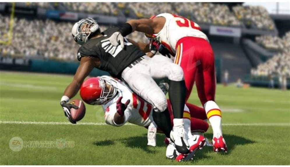 Screenshot ze hry Madden NFL 13 - Recenze-her.cz