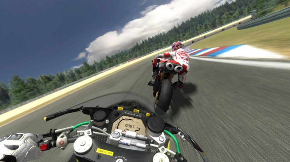 Screenshot ze hry SBK 08 Superbike World Championship  - Recenze-her.cz